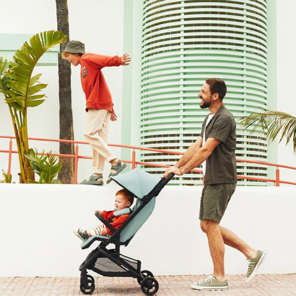 Baby Hyperstore on Instagram: 𝐄𝐚𝐬𝐲𝐰𝐚𝐥𝐤𝐞𝐫 𝐉𝐚𝐜𝐤𝐞𝐲 𝐗𝐋 is  equipped with extra large, sturdy wheels and is available in three stylish  dark shades with cool undertones. Whether you're trekking, taking a  leisurely stroll